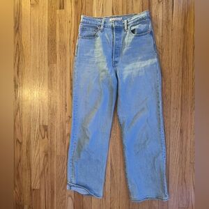 Levi’s Rib Cage Straight Denim 28